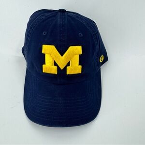 NWT‎ Michigan Wolverines Navy Blue Cap by Cactus with White Logo